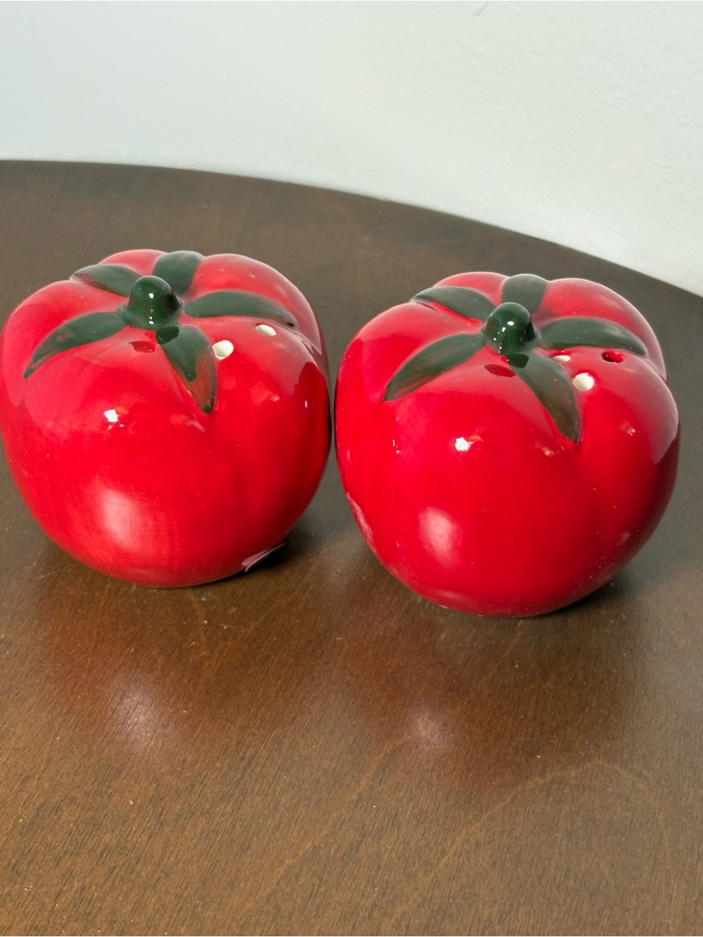 Ceramic Red Tomato Salt and Pepper Shaker Set